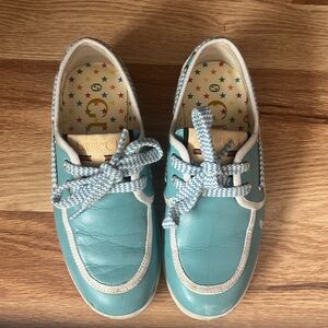 Gucci shoes boys good condition.